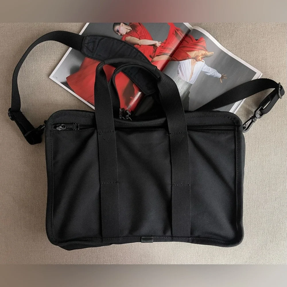 Tumi Slim Nylon Ballistic Mini Laptop Ipad Computer Travel Bag In Black